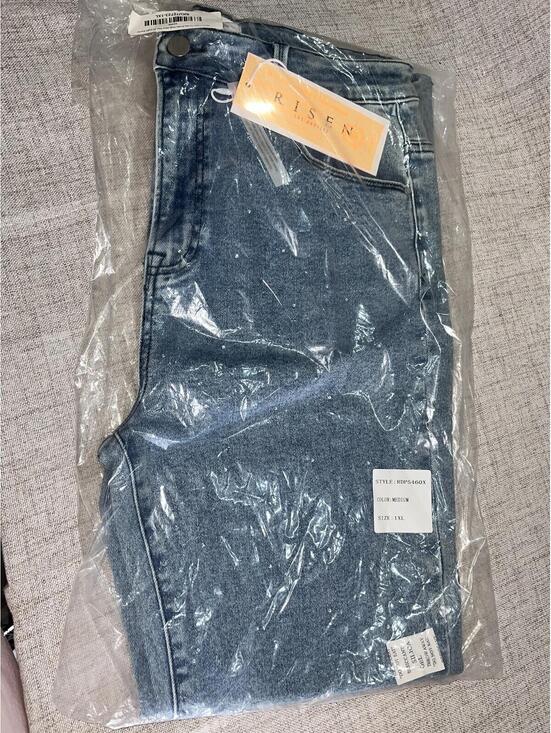 Denim - Risen 1X High Rise Slim Straight Leg Embellished NWT RDP5460X